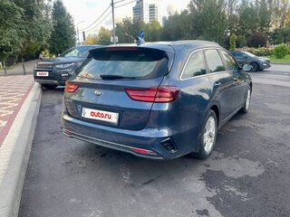 2019 Kia Ceed III, синий, 1510000 рублей, вид 4