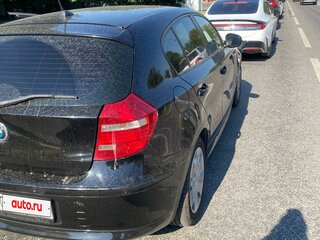 2010 BMW 1 серии 116i I (E81/E82/E87/E88) Рестайлинг, чёрный, 1000000 рублей, вид 4