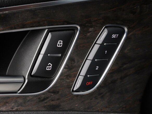 2016 Audi A6 allroad III (C7) Рестайлинг, чёрный - вид 16