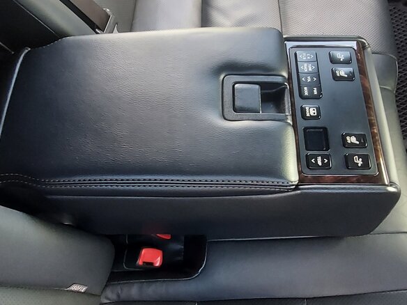 2016 Toyota Camry VII (XV50) Рестайлинг, чёрный, 2450000 рублей - вид 21