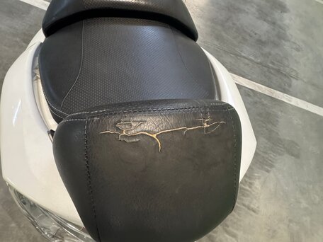 2010 Yamaha Majesty 400, белый, 400000 рублей, вид 5