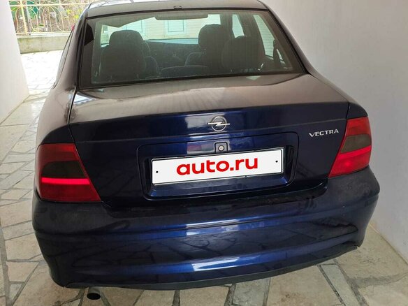 2000 Opel Vectra B, синий, 400000 рублей - вид 8