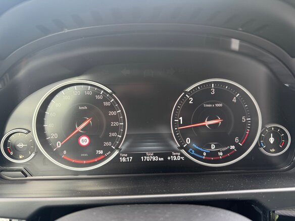 2017 BMW X5 40d III (F15), белый, 5000000 рублей - вид 7