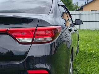 2020 Kia Rio IV, чёрный, 1390000 рублей, вид 5