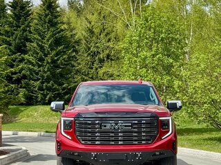 2024 GMC Sierra Crew Cab IV Рестайлинг, красный, 9000000 рублей, вид 4