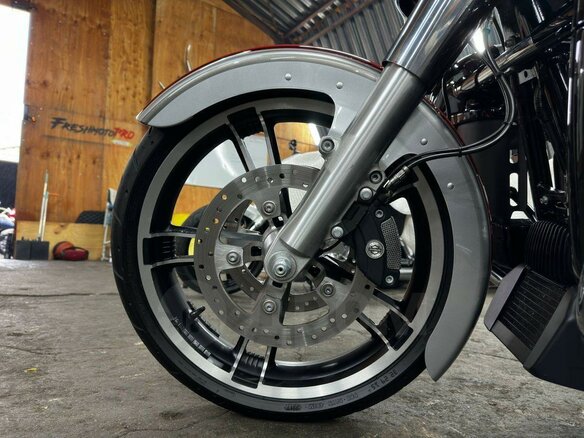 2018 Harley-Davidson Street Glide, серебристый, 1740000 рублей - вид 36