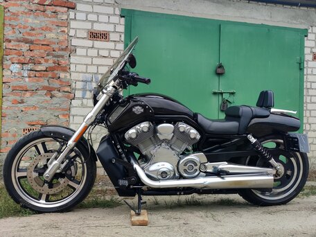 2012 Harley-Davidson V-Rod Muscle, чёрный, 1190000 рублей, вид 2