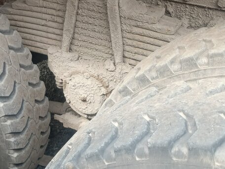 2007 Dongfeng DFH3310A, красный, 1200000 рублей, вид 2