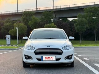 2016 Ford Escort VI, белый, 1000000 рублей, вид 2