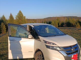 2019 Nissan Serena V (C27), белый, 1850000 рублей, вид 3