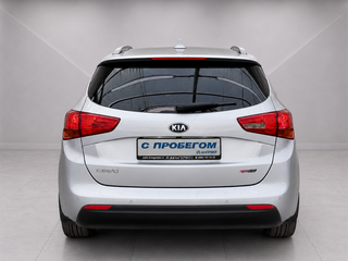 2017 Kia Ceed II Рестайлинг, серебристый, 1320000 рублей, вид 3