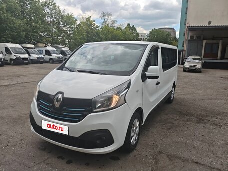 2018 Renault Trafic, белый, 2250000 рублей, вид 2