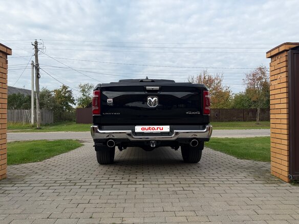 2022 Ram 1500 Crew Cab V, чёрный, 7950000 рублей - вид 12