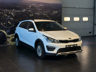 2020 Kia Rio X-Line IV, белый, 1400000 рублей, вид 1