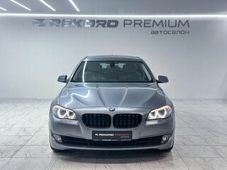 2012 BMW 5 серии 528i xDrive VI (F10/F11/F07), серый, 2050000 рублей, вид 4
