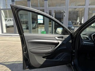 2024 Lada (ВАЗ) Vesta SW I Рестайлинг (NG), чёрный, 1255000 рублей, вид 5