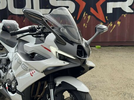 2026 Voge RR500S, белый, 687000 рублей, вид 4
