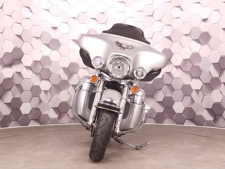 2006 Harley-Davidson Electra Glide, серебристый, 699000 рублей, вид 5