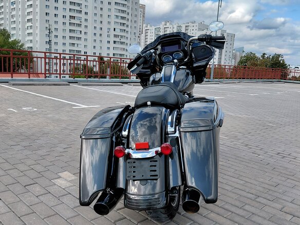 2022 Harley-Davidson Road Glide, серый, 1360000 рублей - вид 9