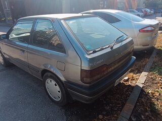 1988 Mazda 323 III (BF), серый, 98000 рублей, вид 3