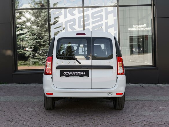 2024 Lada (ВАЗ) Largus I Рестайлинг, белый, 1389000 рублей - вид 3