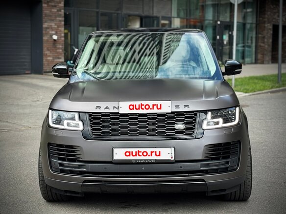 2018 Land Rover Range Rover IV Рестайлинг, серый, 5475000 рублей - вид 1
