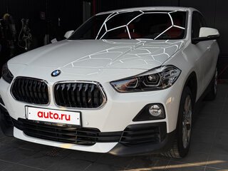 2019 BMW X2 sDrive18d I (F39), белый, 3400000 рублей, вид 2