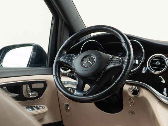 2017 Mercedes-Benz V-Класс Compact 250 d компактный III (W447), синий, 5490000 рублей - вид 9