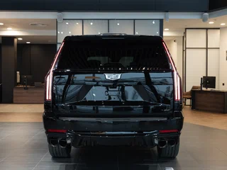 2026 Cadillac Escalade-V ESV I Рестайлинг, чёрный, 34990000 рублей, вид 5