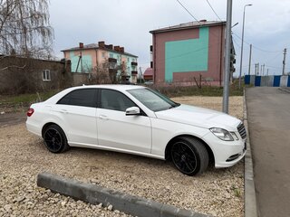 2012 Mercedes-Benz E-Класс 200 7G-Tronic IV (W212, S212, C207), белый, 1500000 рублей, вид 2