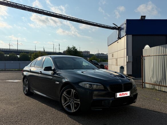 2011 BMW 5 серии 528i VI (F10/F11/F07), серый - вид 1