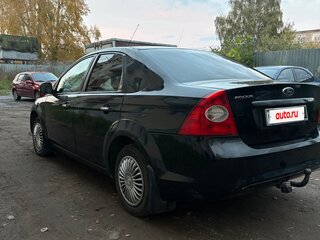 2010 Ford Focus II Рестайлинг, чёрный, 400000 рублей, вид 3