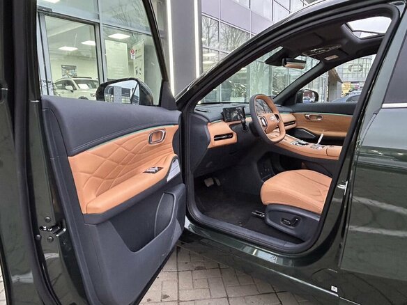 2026 Geely EX5 Гибрид EM-i, серый, 3969990 рублей - вид 18