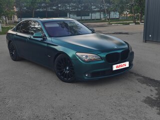 2011 BMW 7 серии 740d xDrive V (F01/F02/F04), зелёный, 1800000 рублей, вид 2