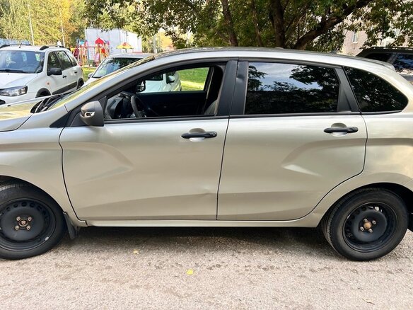 2018 Lada (ВАЗ) XRAY I, бежевый, 550000 рублей - вид 3