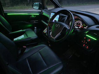 2017 Toyota Esquire I Рестайлинг, чёрный, 2850000 рублей, вид 3
