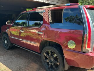 2011 Cadillac Escalade III, красный, 1950000 рублей, вид 3