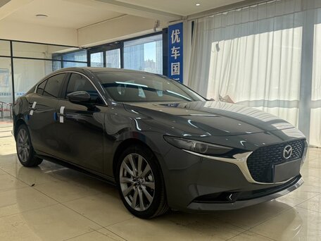 2021 Mazda 3 Axela IV (BP), серый, 1950000 рублей, вид 3