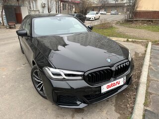 2020 BMW 5 серии 520d xDrive VII (G30/G31/G38) Рестайлинг, чёрный, 3940000 рублей, вид 3