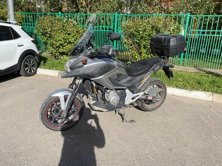 2013 Honda NC 700X, серебристый, 520000 рублей, вид 1