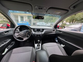 2017 Hyundai Solaris II, красный, 1080000 рублей, вид 2