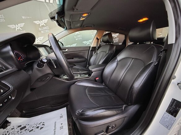 2018 Kia Optima IV Рестайлинг, белый, 1499000 рублей - вид 10