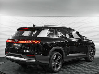 2026 Audi Q6 40 TFSI, чёрный, 6490000 рублей, вид 4