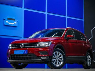 2017 Volkswagen Tiguan II, красный, 2141000 рублей, вид 1