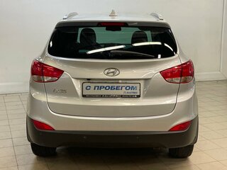 2014 Hyundai ix35 I Рестайлинг, серебристый, 1120000 рублей, вид 3