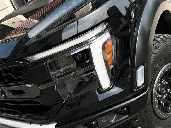 2025 Ford F-150 Raptor XIV Рестайлинг, чёрный, 14990000 рублей - вид 5