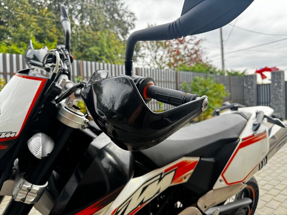 2011 KTM 690 SMC, белый, 499000 рублей - вид 10