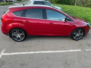 2012 Ford Focus III, красный, 970000 рублей, вид 4