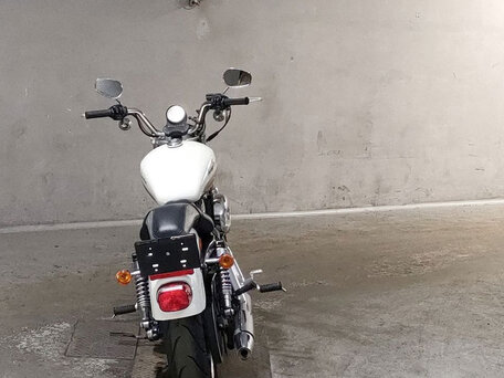 2011 Harley-Davidson Sportster 883, белый, 520000 рублей, вид 4