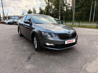 2018 Skoda Octavia III (A7) Рестайлинг, серый, 1600000 рублей, вид 2